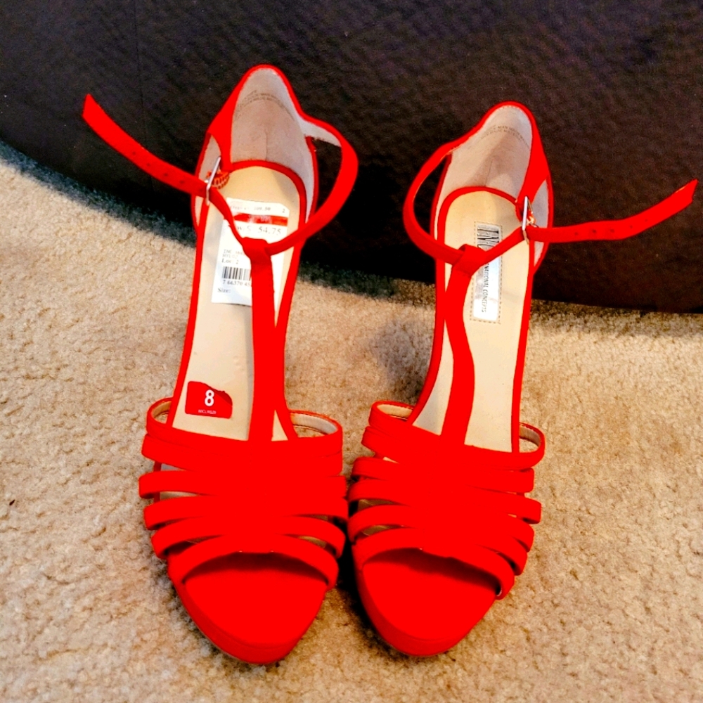 COPY - NWT-  Orange sandals size 8